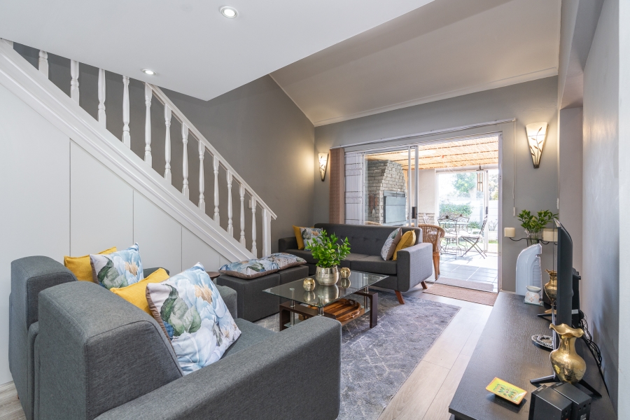 4 Bedroom Property for Sale in Thornton Western Cape